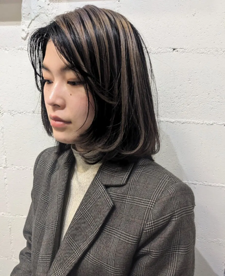 ミディアム カット ヘアカラー トリートメント マエハラ ナナのヘアスタイル