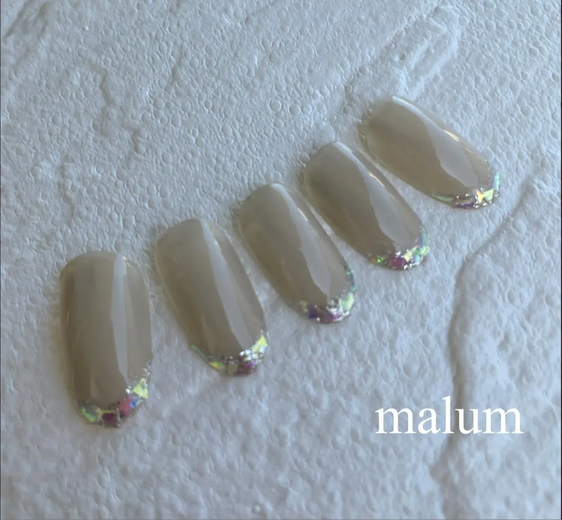 ネイル フレンチネイル ガラスフレンチ ハンドネイル malum nailのネイルデザイン