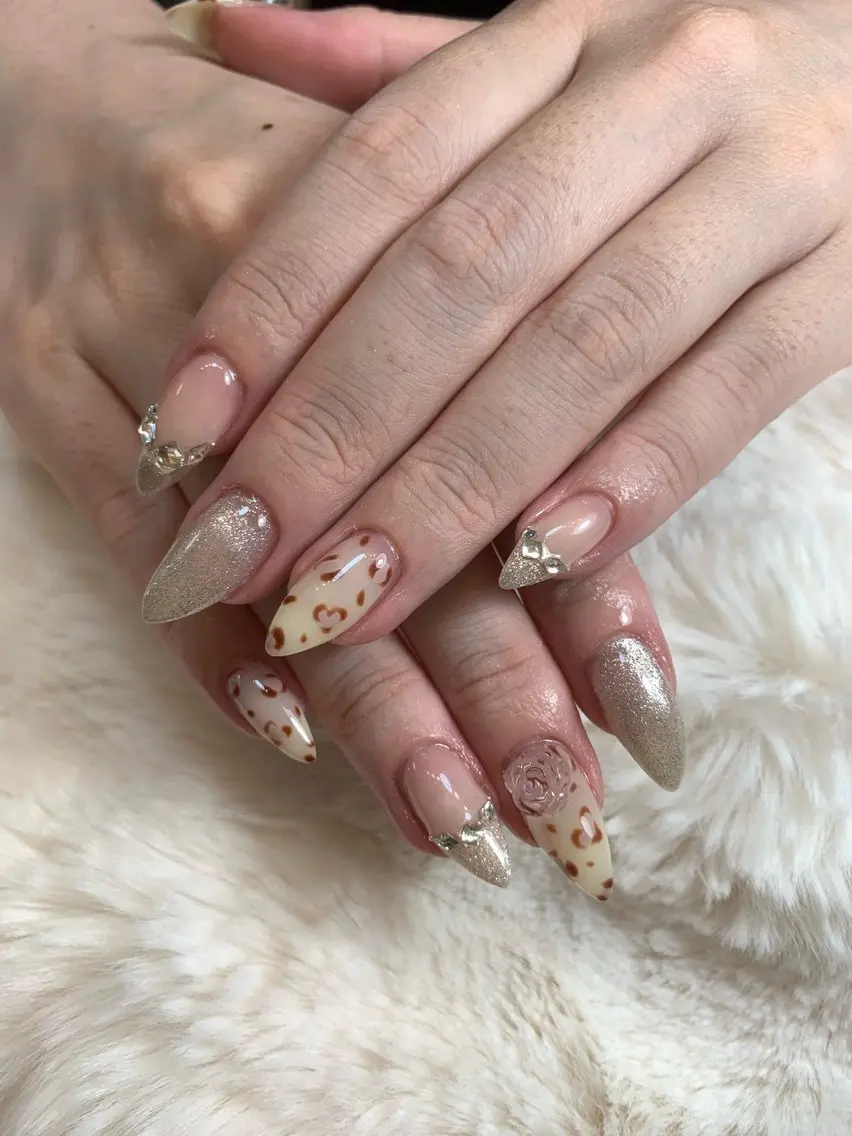ネイル 桜ネイル 長さ出し フレンチネイル 韓国ネイル マグネットネイル ハンドネイル Kiwami nailsalonのネイルデザイン