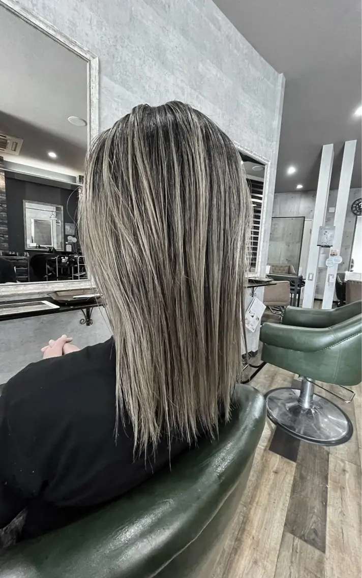 セミロング 小山 悦宏のヘアスタイル