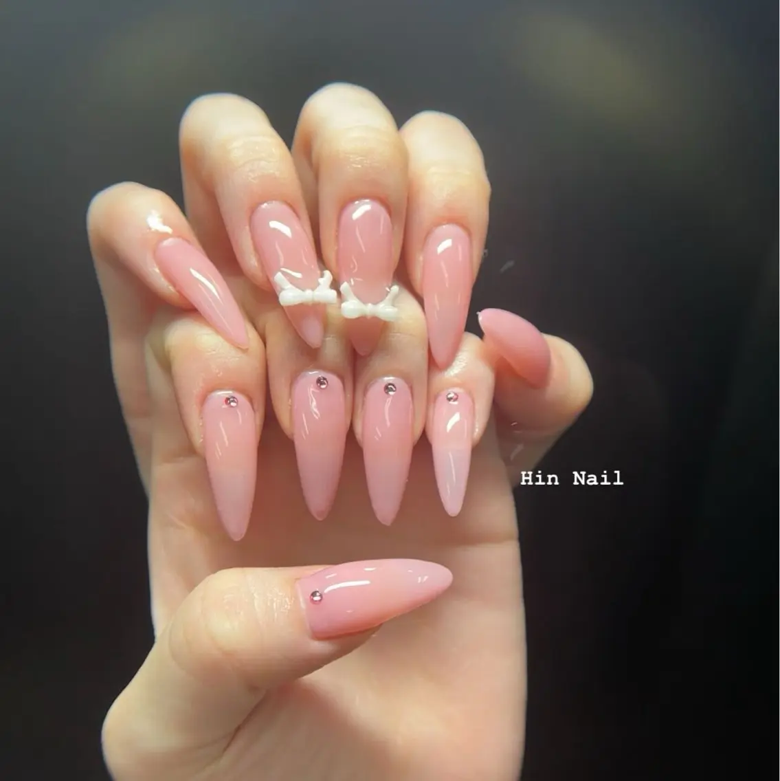 ネイル ハンドネイル HIN NAILのネイルデザイン