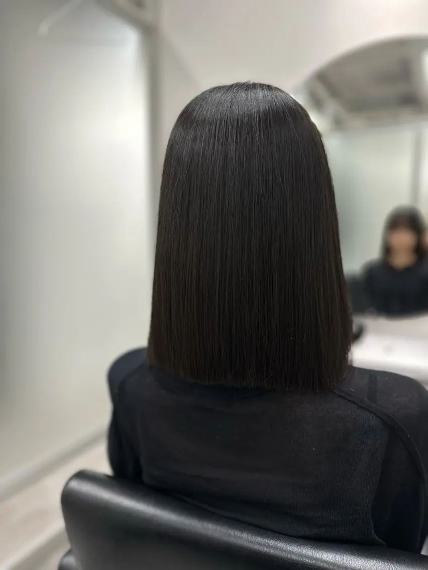 ミディアム カット 縮毛矯正 JYO 髪質改善専門家のヘアスタイル