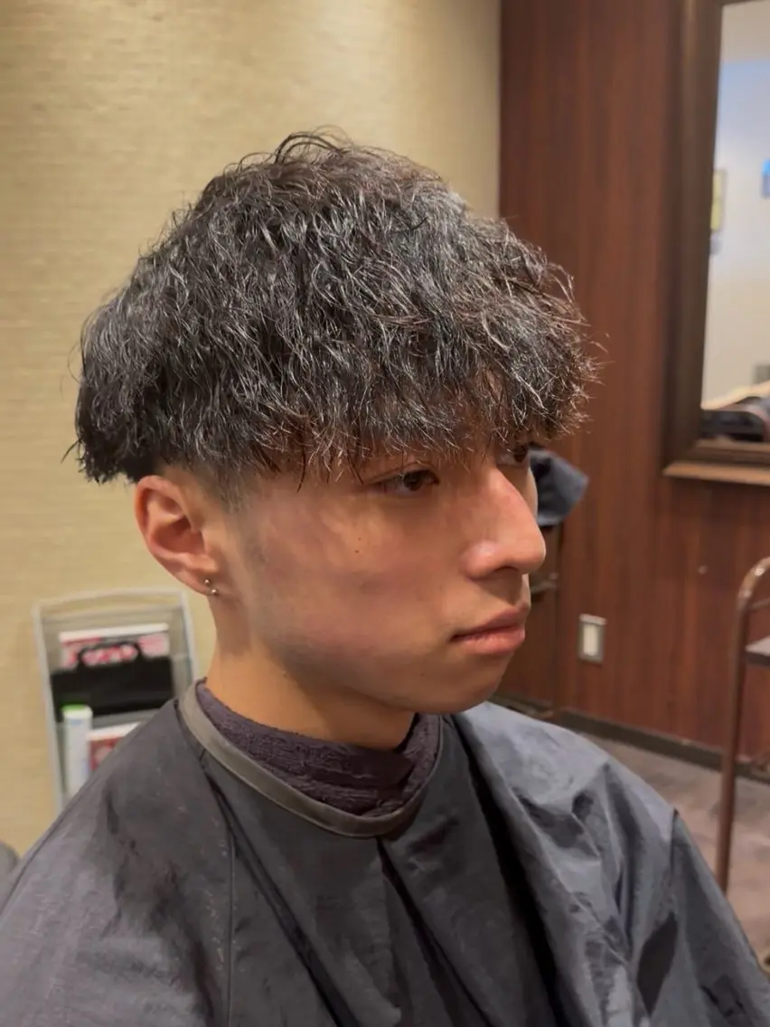 ミディアム パーマ メンズ カット パーマ GAKU 【メンズ特化】のヘアスタイル