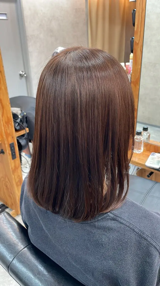 ミディアム カラー カット ヘアカラー 荒川 桃花のヘアスタイル