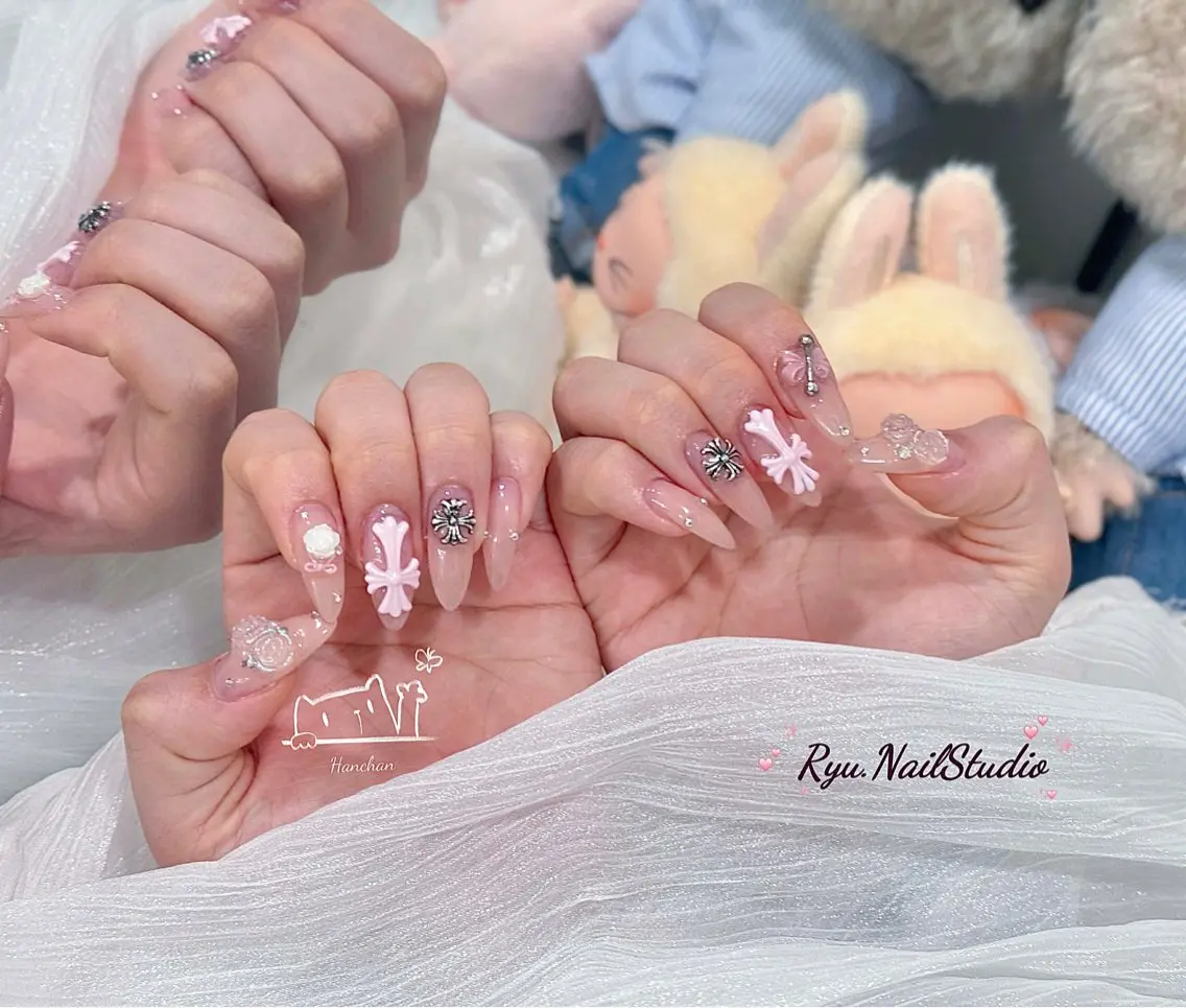 ネイル アートネイル ジェルネイル グラデーション マグネットネイル ニュアンスネイル ハンドネイル Ryu nail studioのネイルデザイン