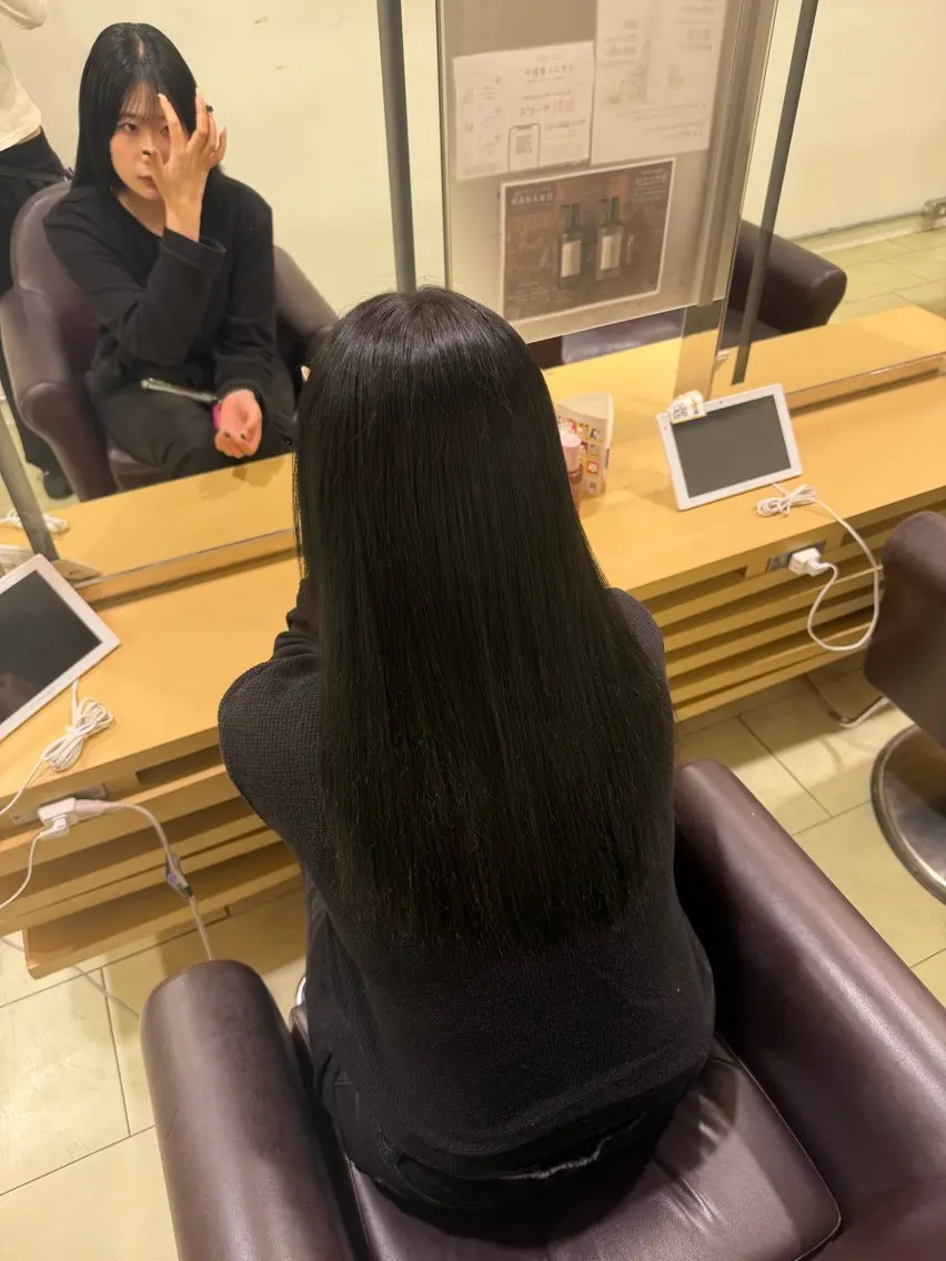 ロング カラー 松村 美紗のヘアスタイル