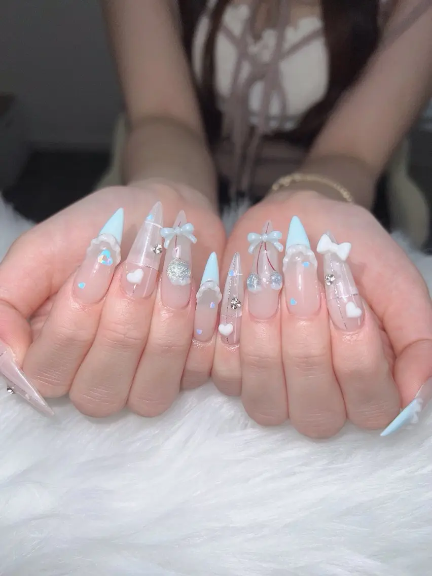 ネイル オーロラネイル ボルドー ブラウン 氷ネイル・うるうるネイル キラキラネイル ハンドネイル Sora  Nail 長さ出し専門店のネイルデザイン