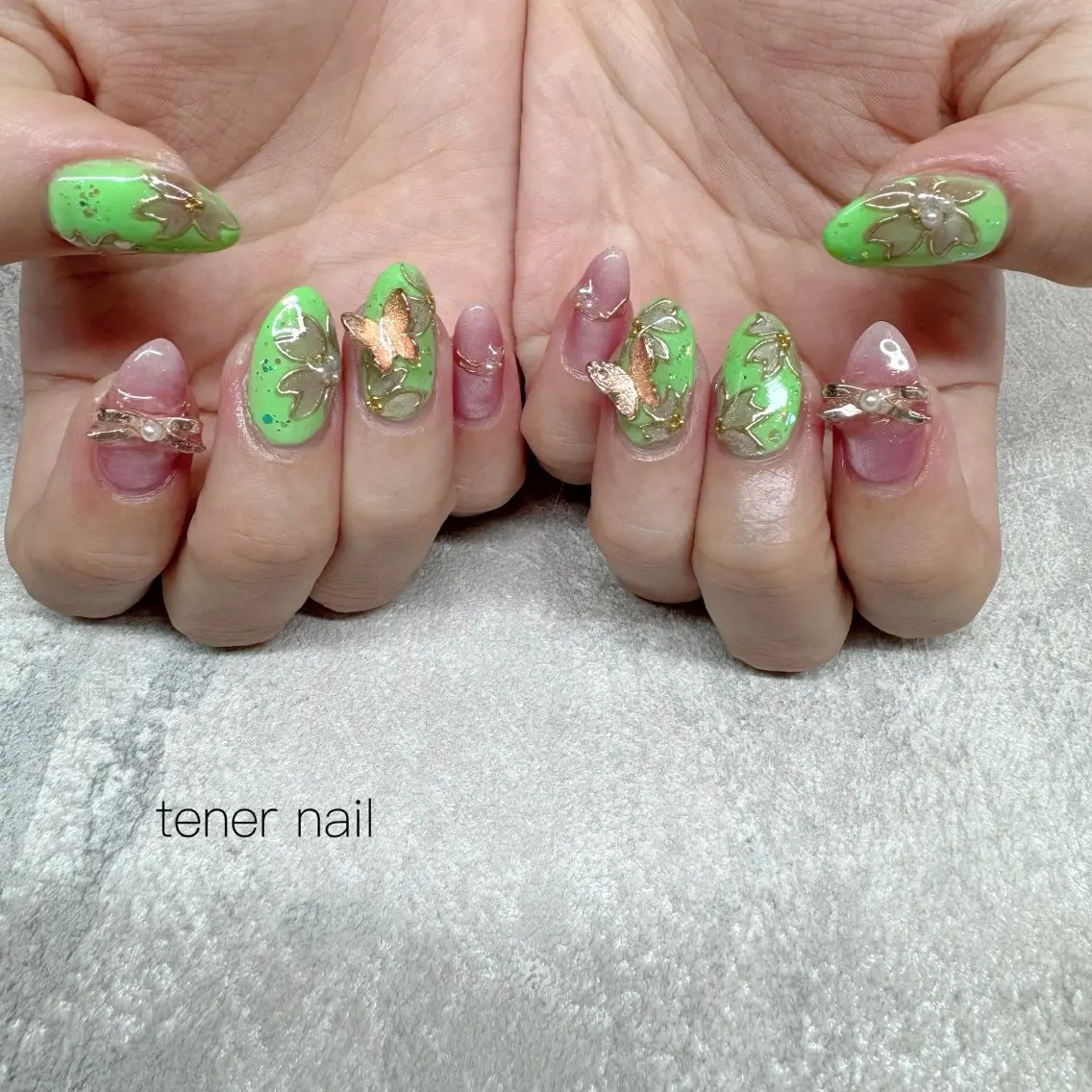 ネイル 桜ネイル グリーン ピンク ハンドネイル テネルネイル tener nailのネイルデザイン