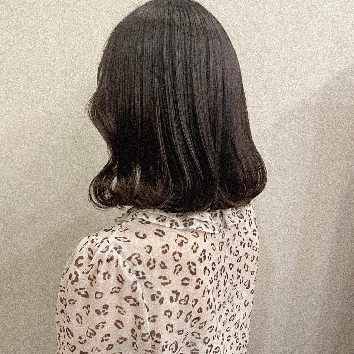 カラー 依咲 isakiのヘアスタイル