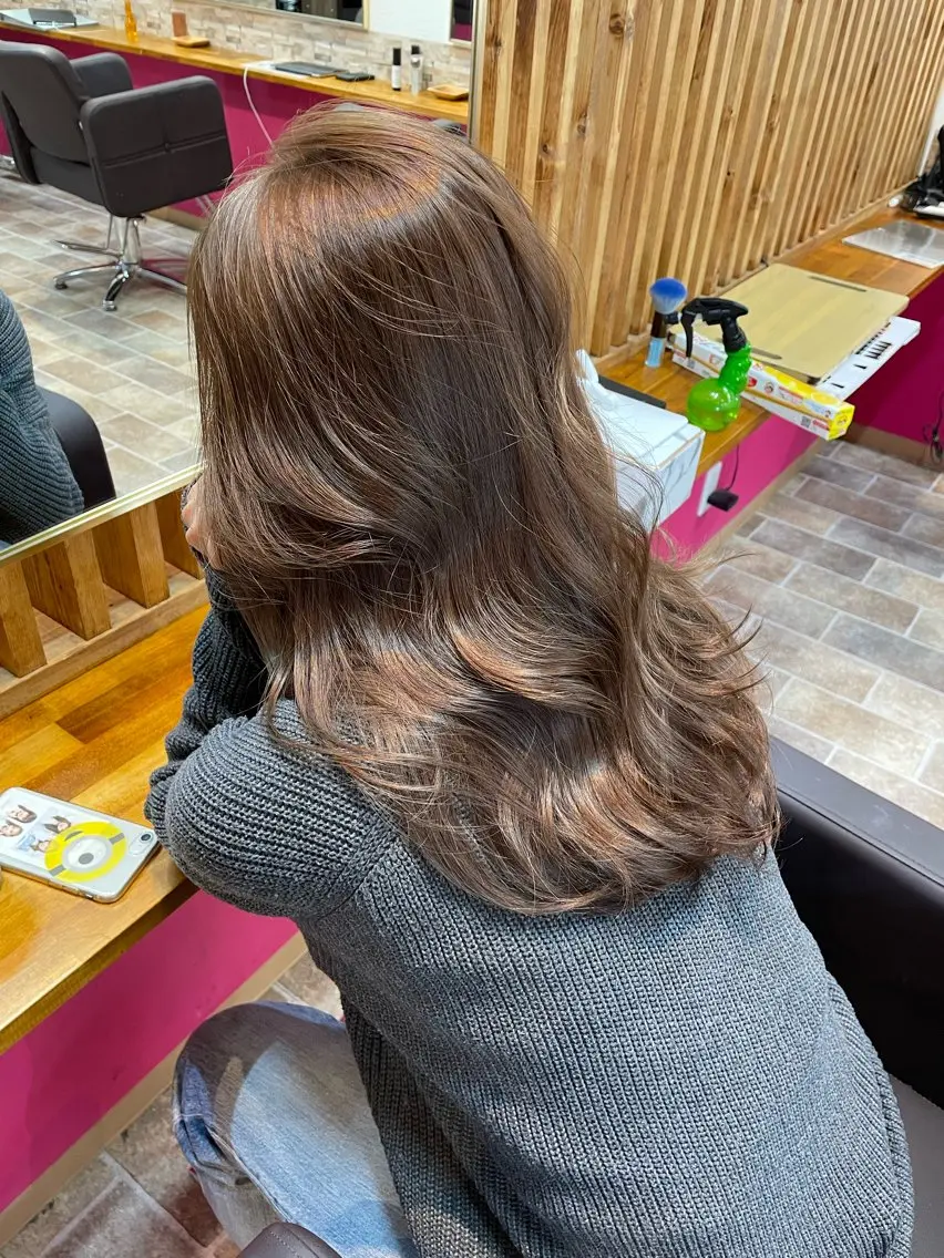 ロング カラー ブラウンカラー ショコラブラウン ヘアカラー YUI/ ブリーチカラー🌷のヘアスタイル