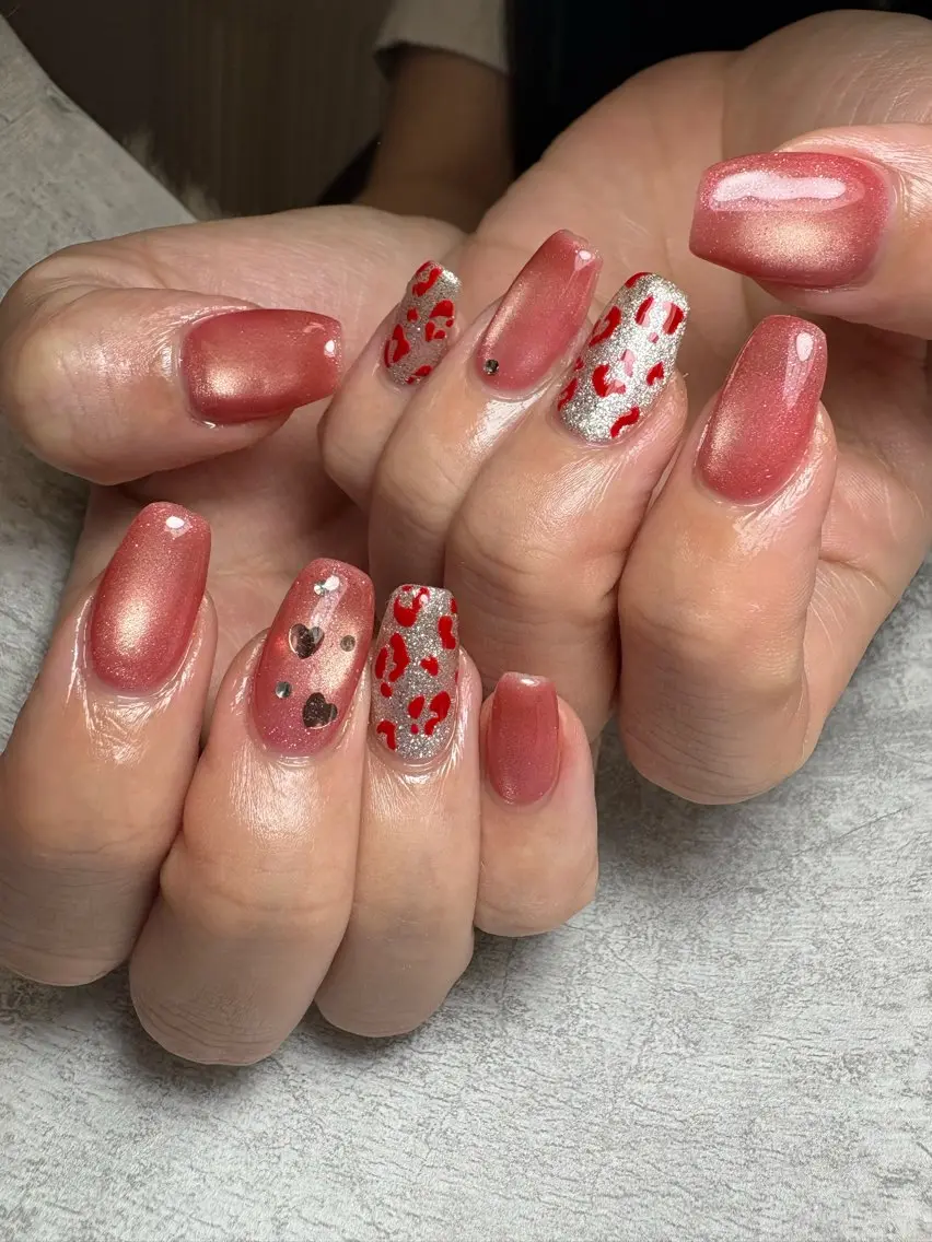 ネイル ハート 持ち込み nana .のネイルデザイン