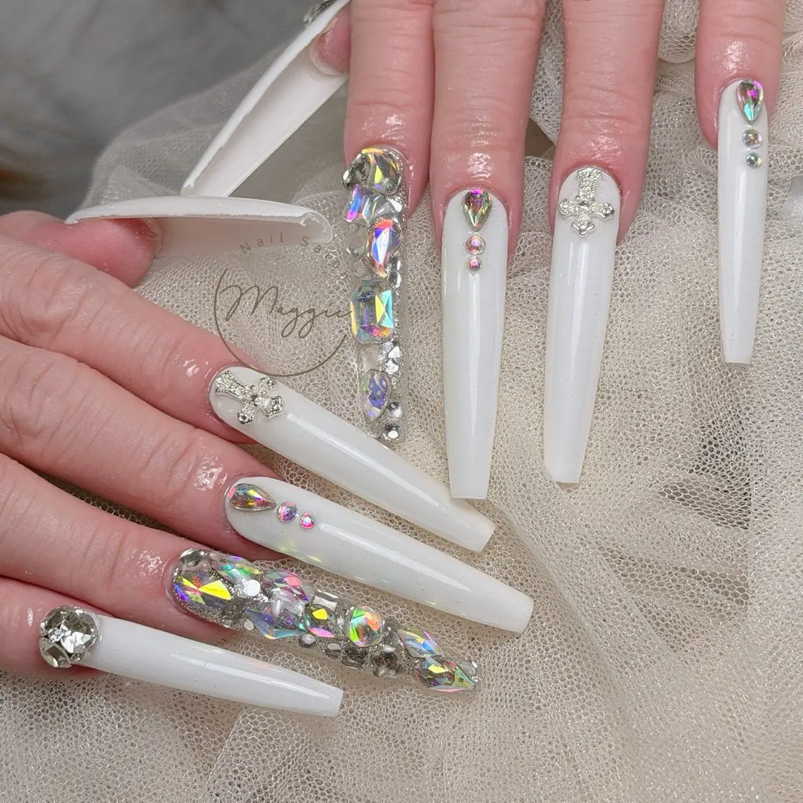 ネイル ハンドネイル Maggie Nail🦩BiKiのネイルデザイン
