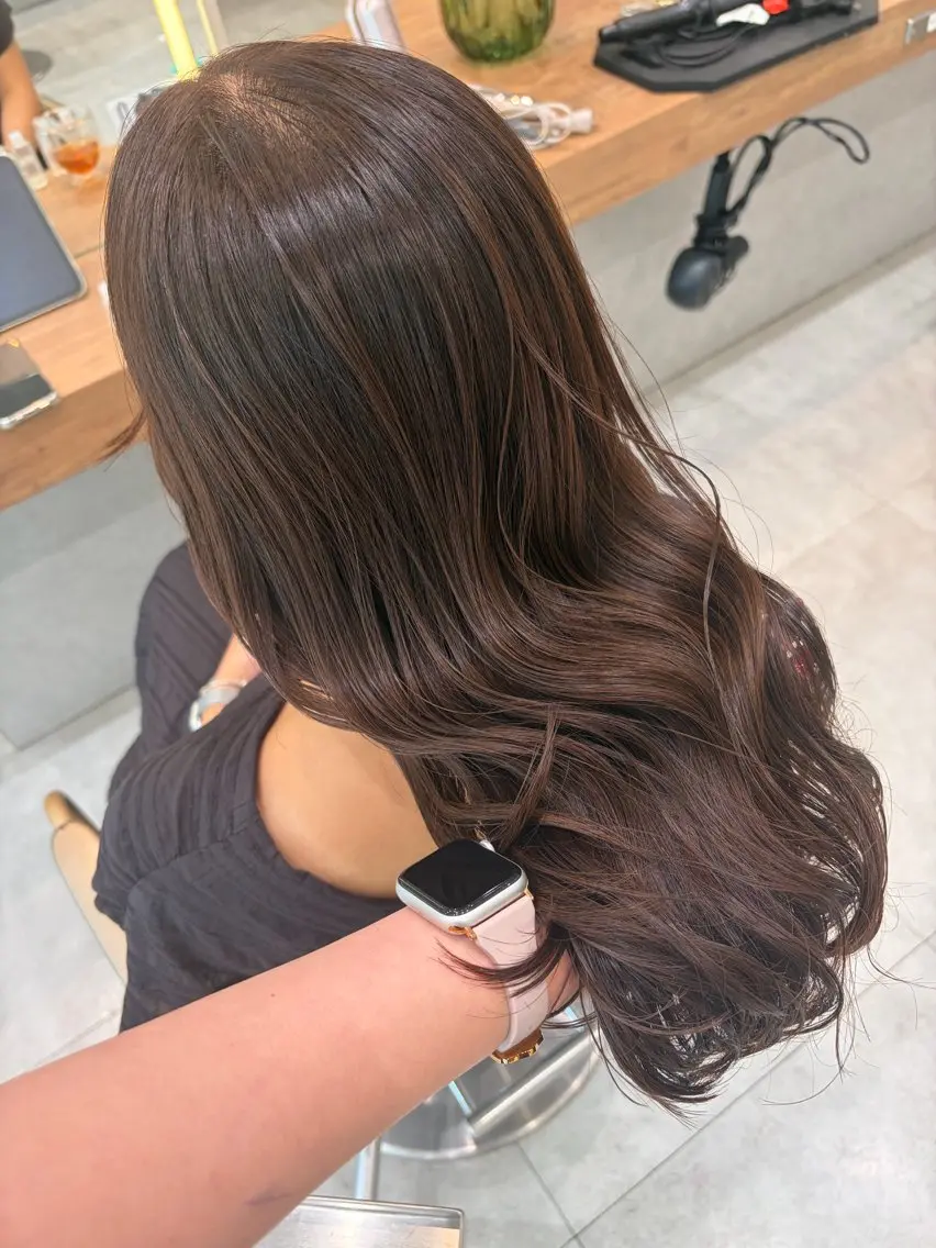 セミロング ヘアカラー トリートメント ヘッドスパ 【透明感カラー🩶】 津田和希のヘアスタイル