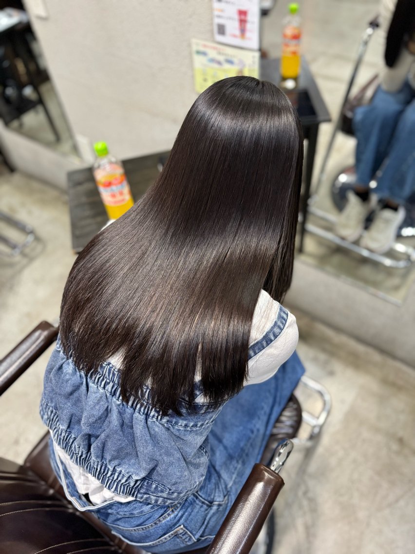 ロング 縮毛矯正 カット 縮毛矯正 猪瀬 純子のヘアスタイル