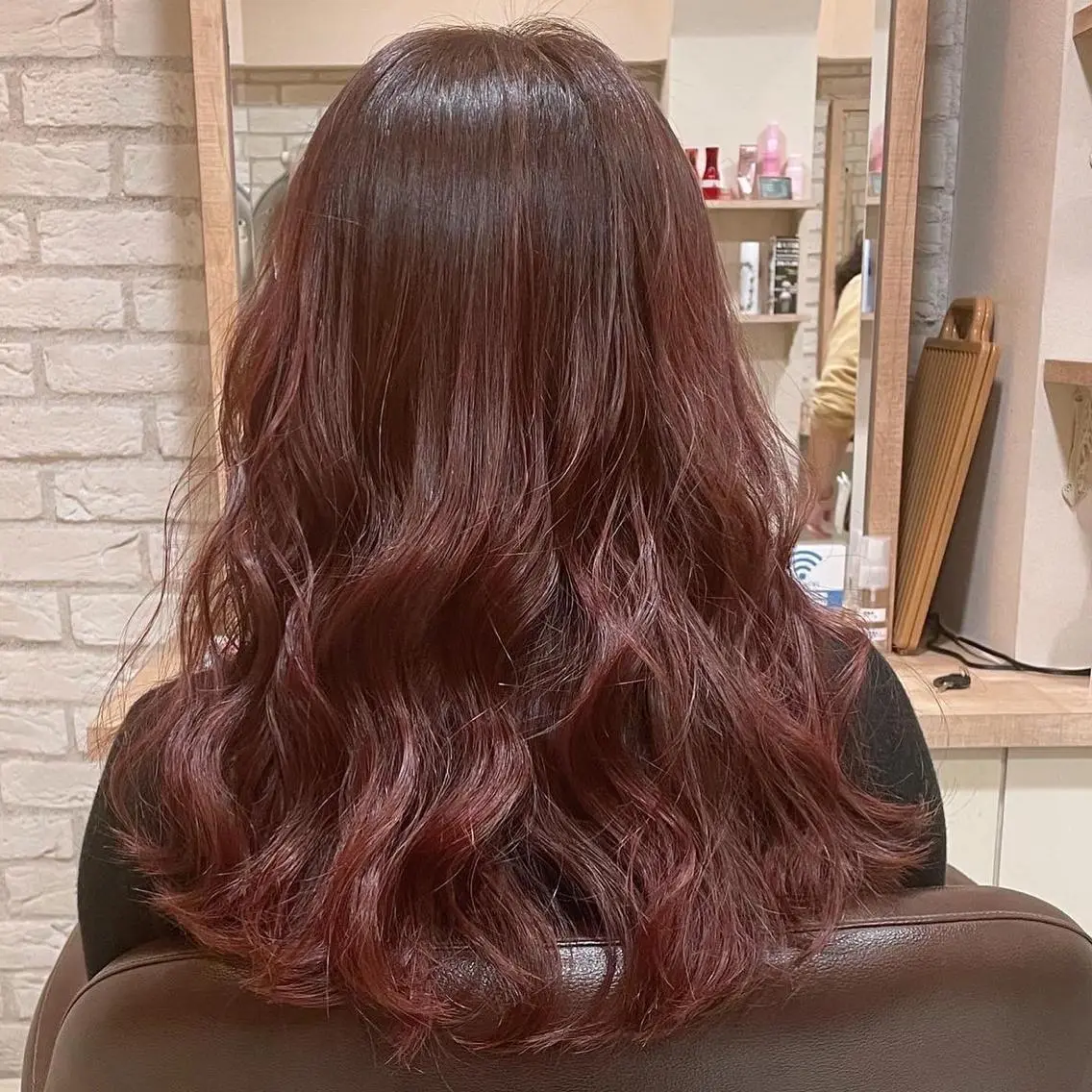 ロング カラー ブリーチ ブラウンカラー ブリーチなしカラー ピンクカラー ピンクブラウン 清水 有実子のヘアスタイル