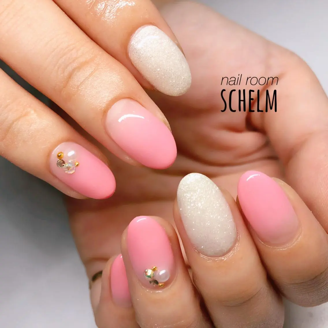 ネイル ハンドネイル nail room シュレムのネイルデザイン