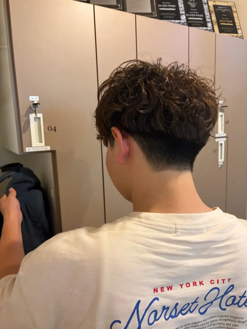 パーマ メンズ メンズパーマ カット パーマ TETOTE三宮元町 ioriのヘアスタイル