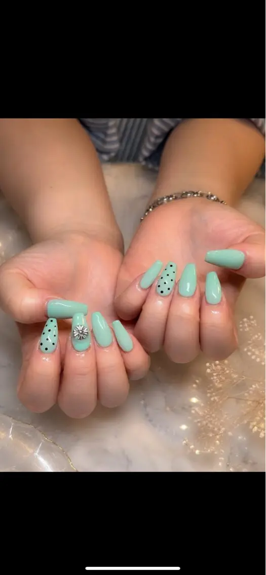 ネイル ハンドネイル LOA🦋 Fuukaのネイルデザイン
