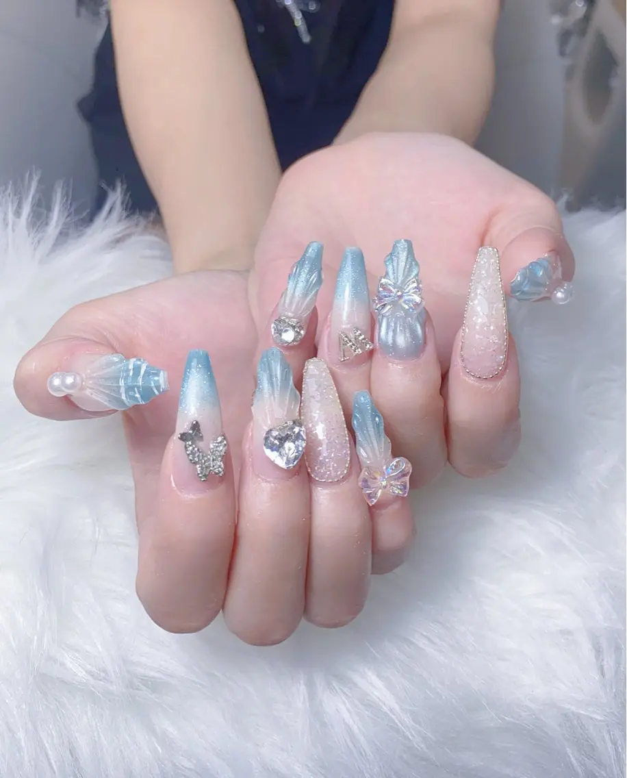ネイル 成人式 韓国ネイル ロングネイル マグネットネイル 大理石ネイル(マーブル) ハンドネイル Sanie Salonのネイルデザイン