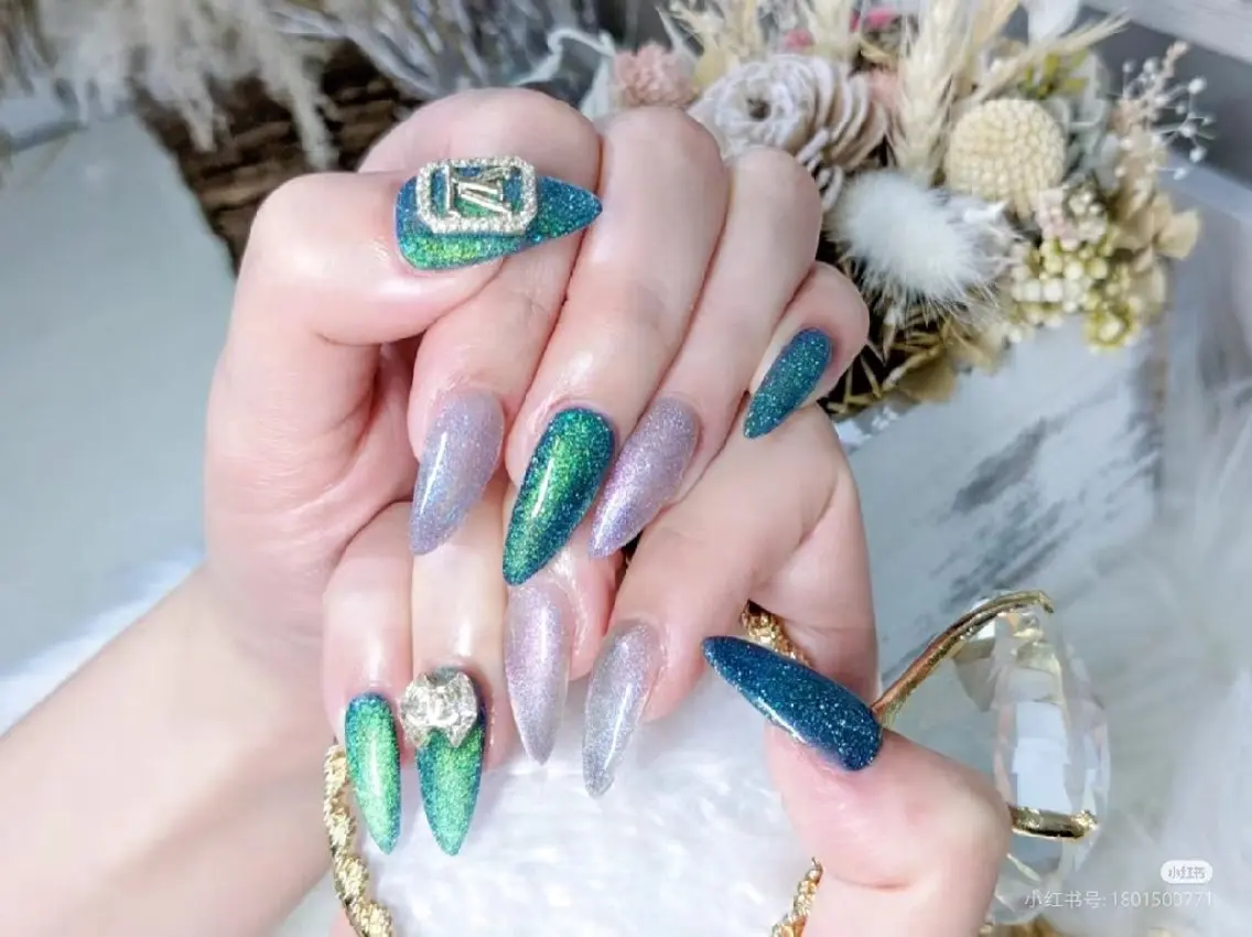 ネイル Chouette Nailのネイルデザイン