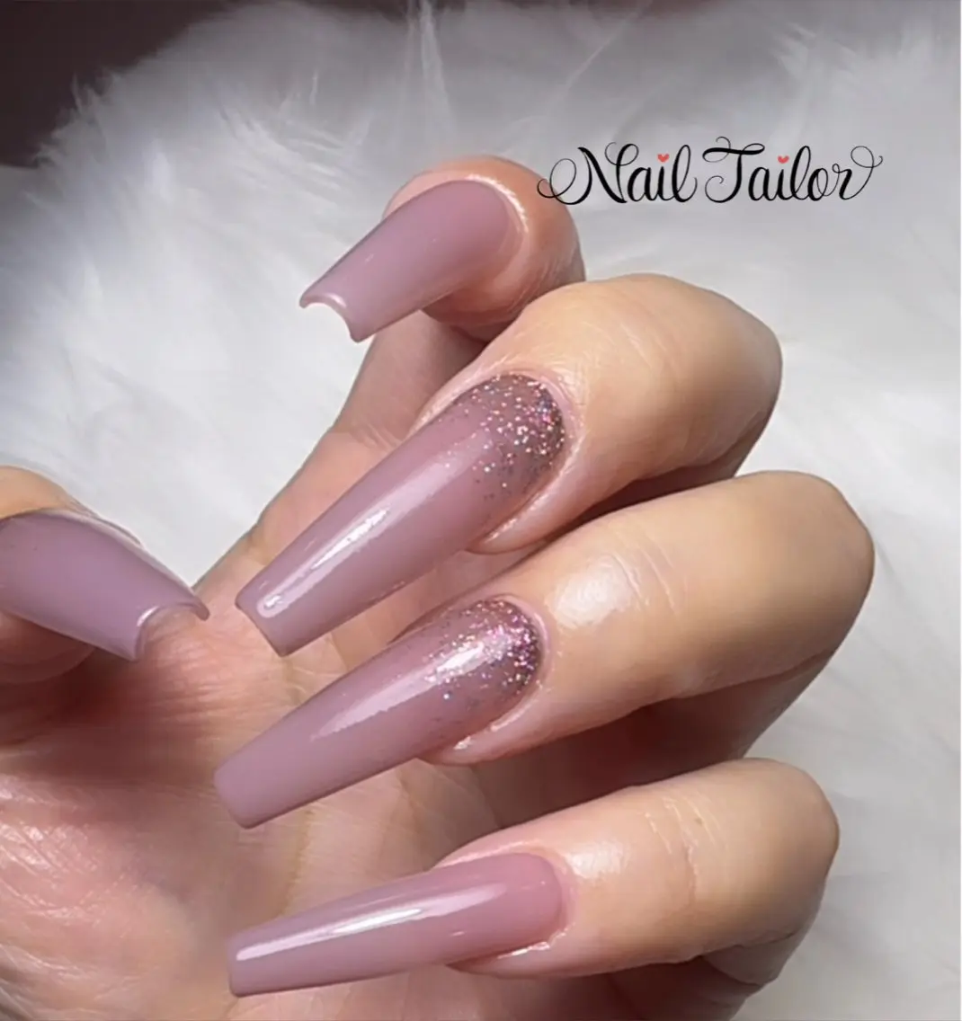 ネイル 長さ出し グラデーション キラキラネイル ロングネイル ワンカラーネイル ハンドネイル NailTailor ネイルテイラーのネイルデザイン