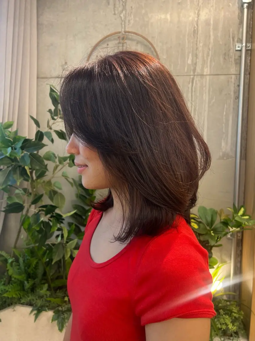 ミディアム カラー ミディアムレイヤー レイヤーカット 海外ヘア/レイヤー カットNatsuのヘアスタイル
