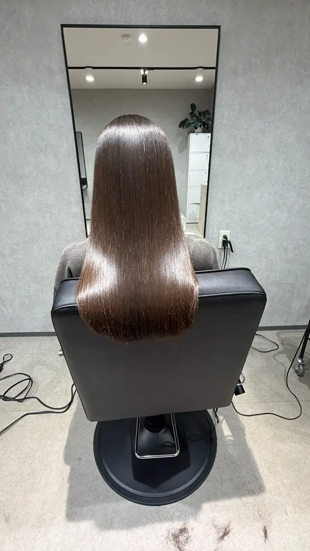 カラー 福留 莉奈のヘアスタイル