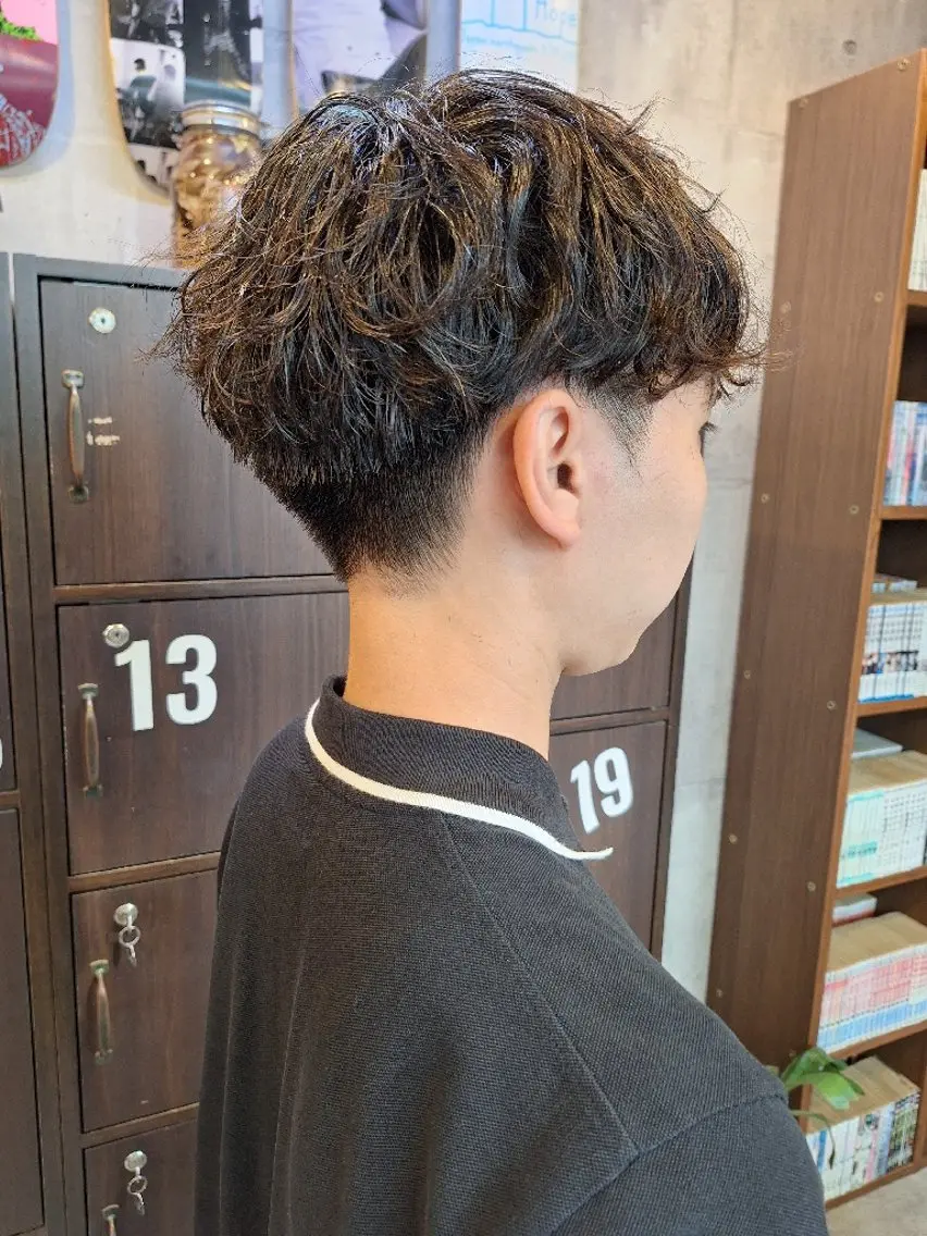 メンズ ミディアム パーマ ミディアムパーマ メンズパーマ カット パーマ 船引 竜将のヘアスタイル