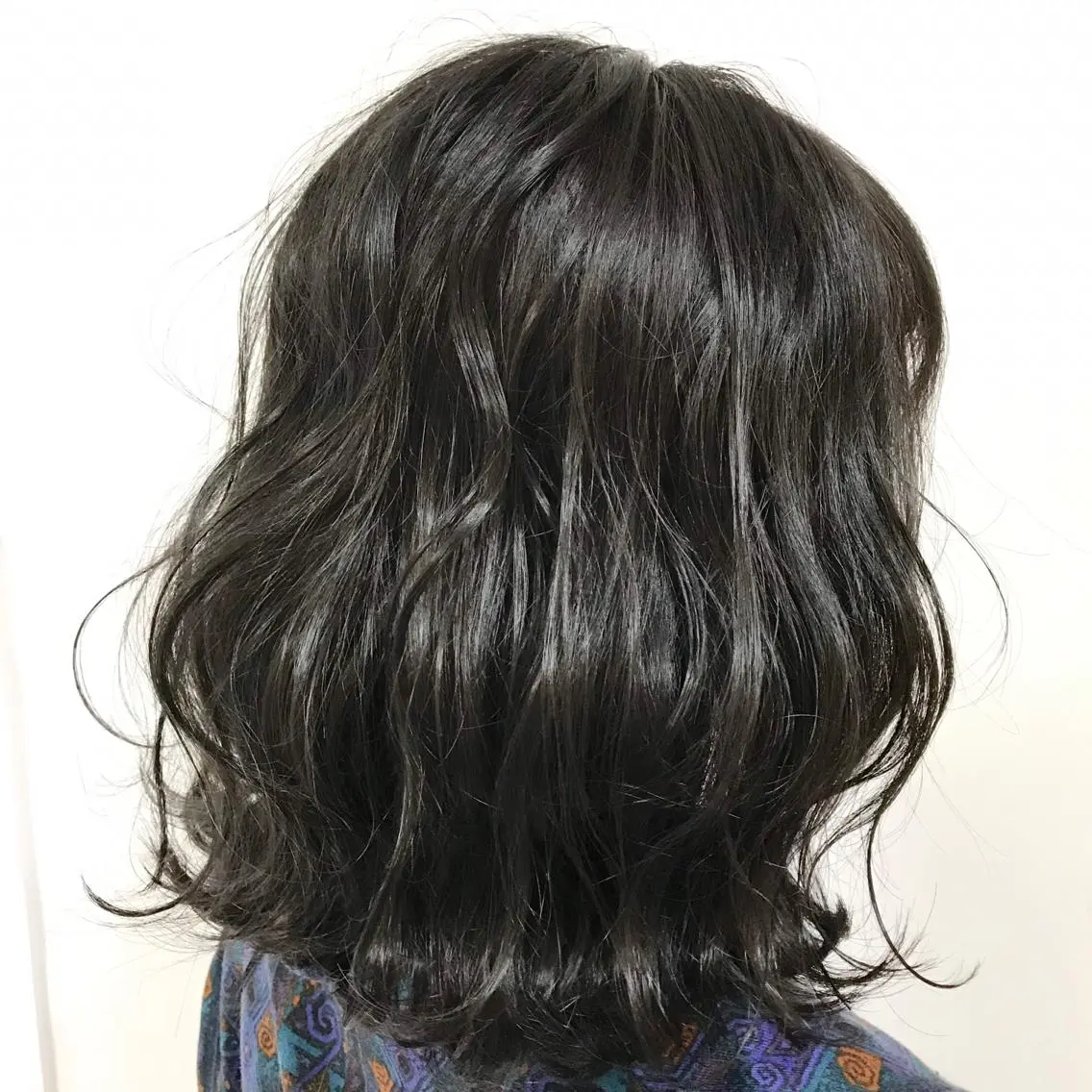 ミディアム カラー ブルーカラー ブルージュ ダークグレー カット ヘアカラー トリートメント 🌈限定価格🌈 鈴木　瑛輔のヘアスタイル