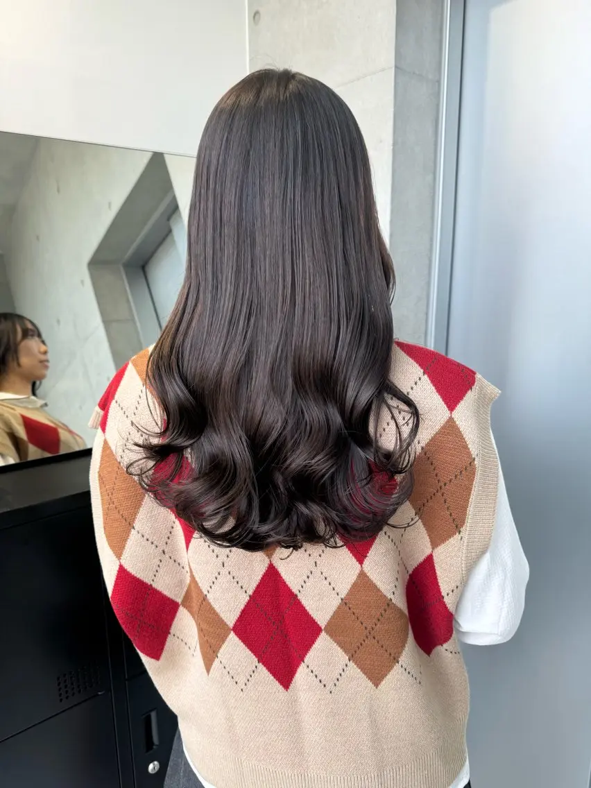 ロング カラー パーマ ヘアアレンジ 透明感/オリーブ/ グレージュ/YUKAのヘアスタイル