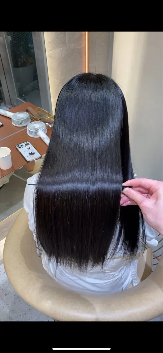 ロング カット ヘアカラー 縮毛矯正 トリートメント ‎🤍髪質改善‎🤍 レイヤーカット‎🤍のヘアスタイル