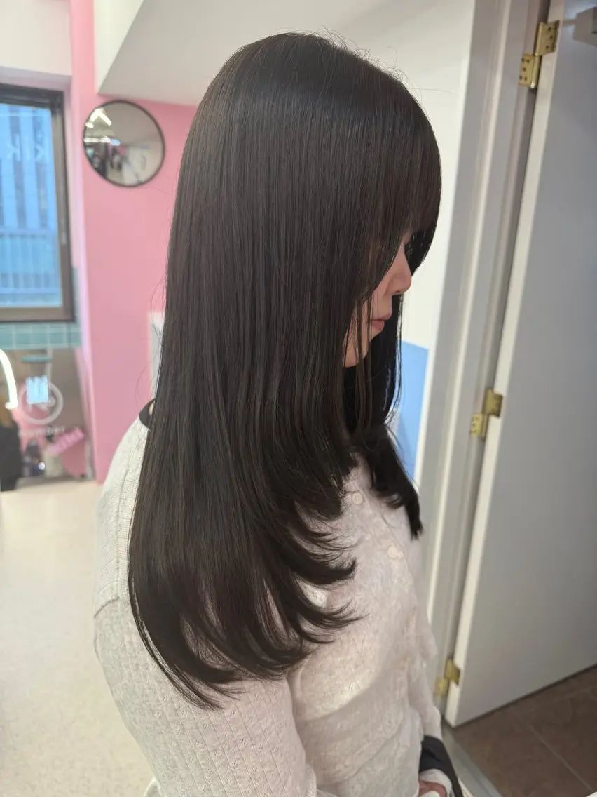 ロング 透明感 オリーブ/ Anna ʚ🎀ɞのヘアスタイル