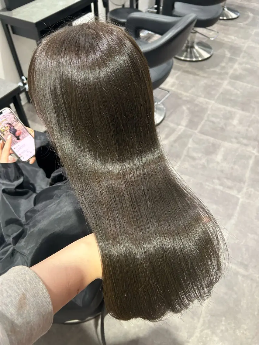 セミロング カラー ブラウンカラー 韓国風ヘア ヘアカラー トリートメント ヘアセット 💎韓国/ レイヤー カット/ 暖色🫧のヘアスタイル