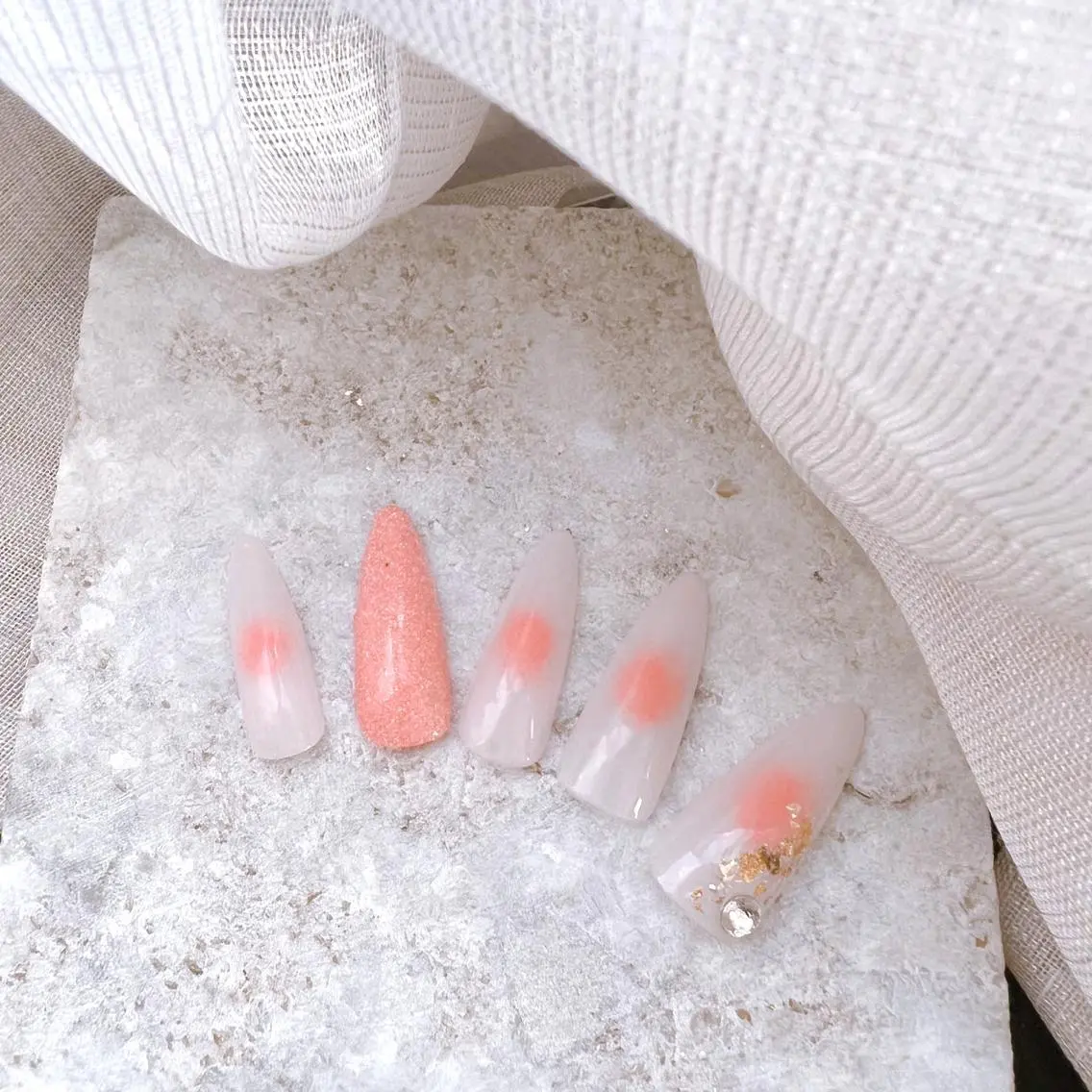 ネイル Feather MAIのマツエク・マツパデザイン