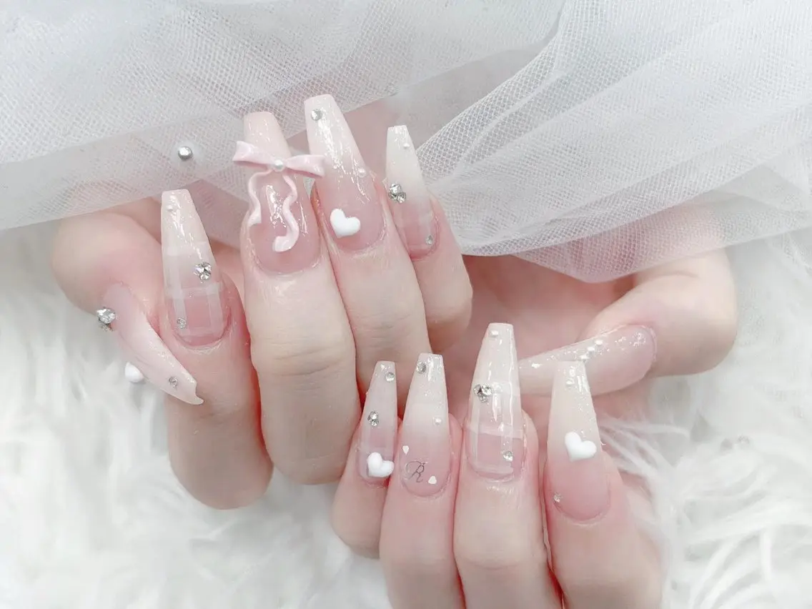 ネイル 長さ出し 韓国ネイル スカルプネイル ワンホンネイル ハンドネイル ハンドケア Akira✨ nailのネイルデザイン