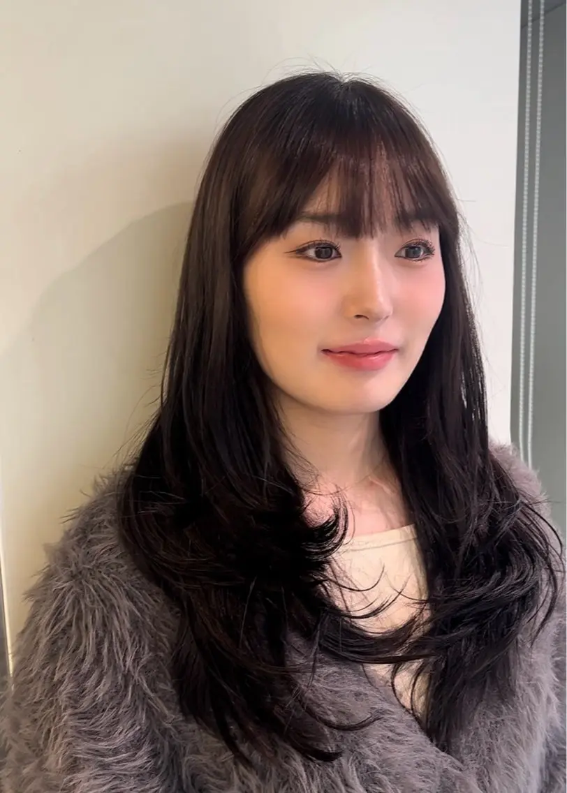 ロング カラー カット ヘアカラー トリートメント 艶ハイトーン🔆 ️️️安座間 希のヘアスタイル
