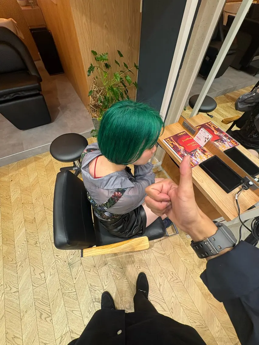 ミディアム カラー ヘアカラー 小山内 一馬のヘアスタイル