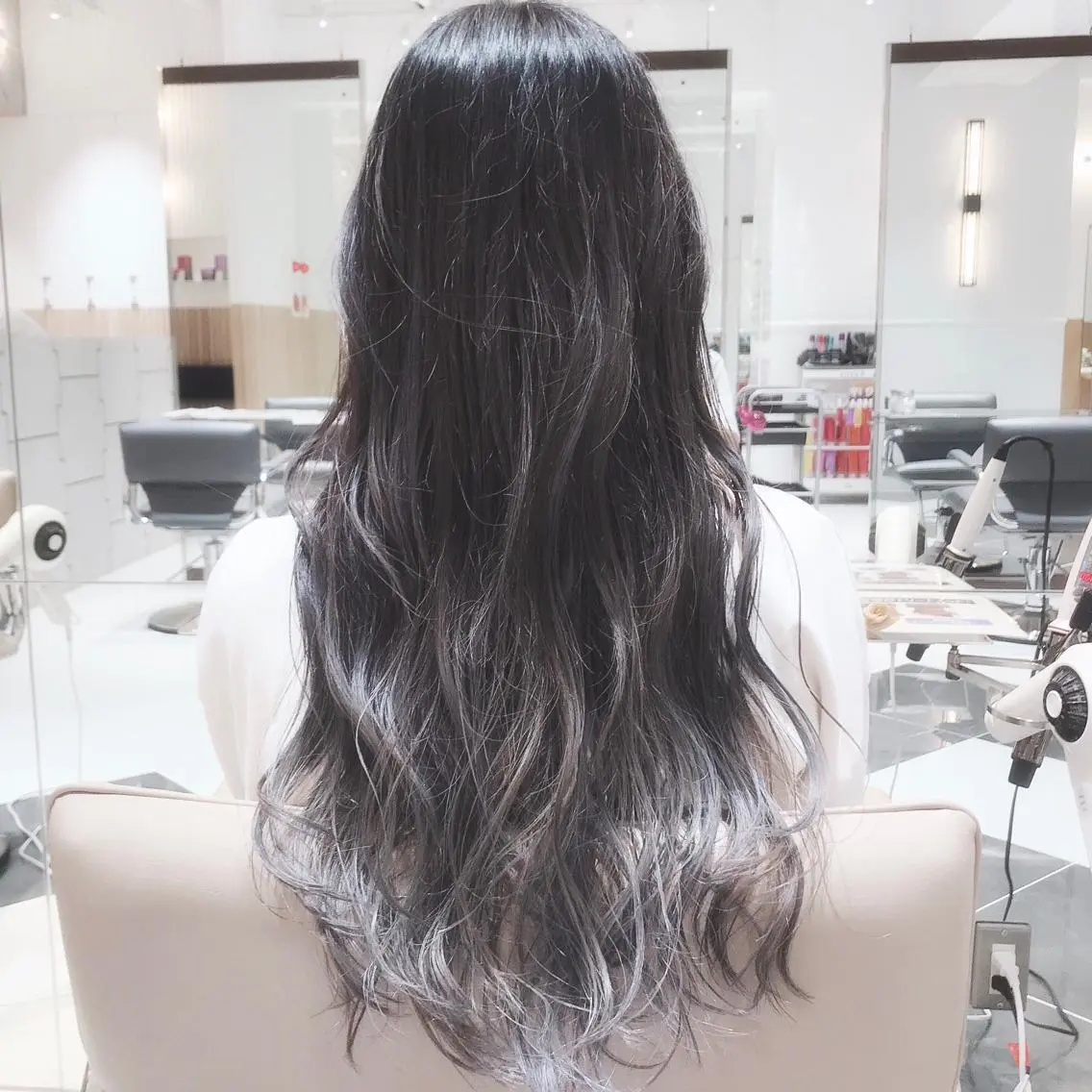 ロング カラー ラベンダーカラー シルバー カット ヘアカラー ボブ/ハイトーン 福生Radix 下田のヘアスタイル