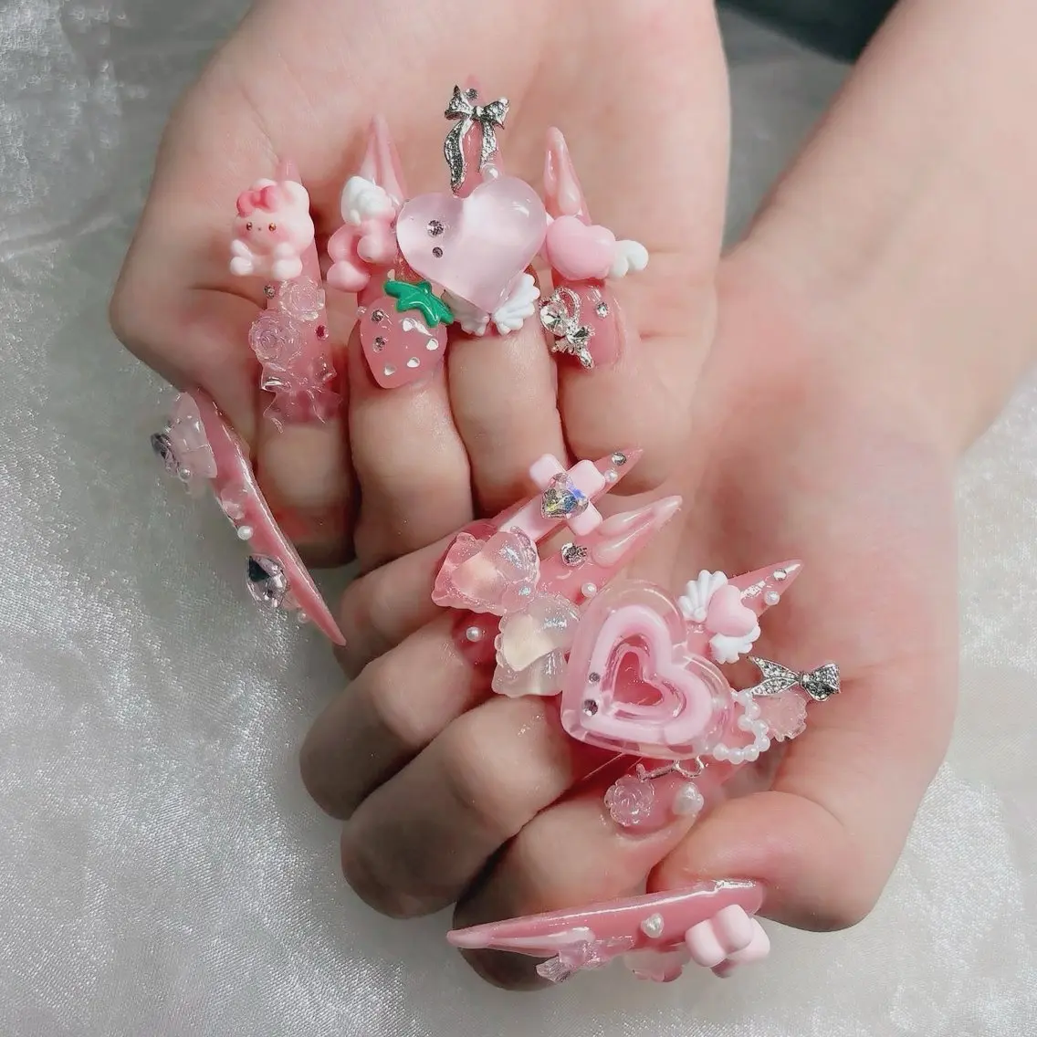 ネイル フットネイル フレンチネイル グラデーション 韓国ネイル ロングネイル ハンドネイル Hani Nail Salonのネイルデザイン