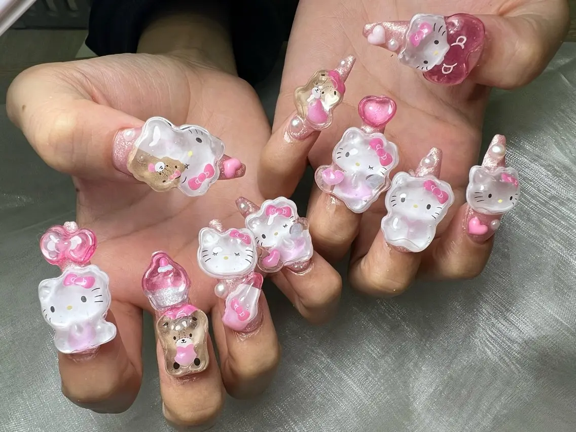 ネイル ハンドネイル Mana‪ ‪·͜· ❤︎‬のネイルデザイン