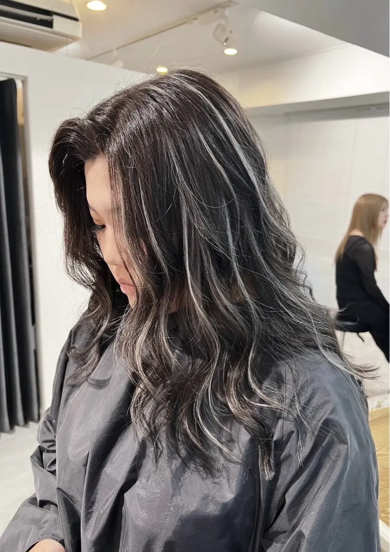 セミロング カラー ダークグレー ダークグレージュ グレージュ ハイライトカラー ハイライト 指名数No.1 /NAOYAのヘアスタイル