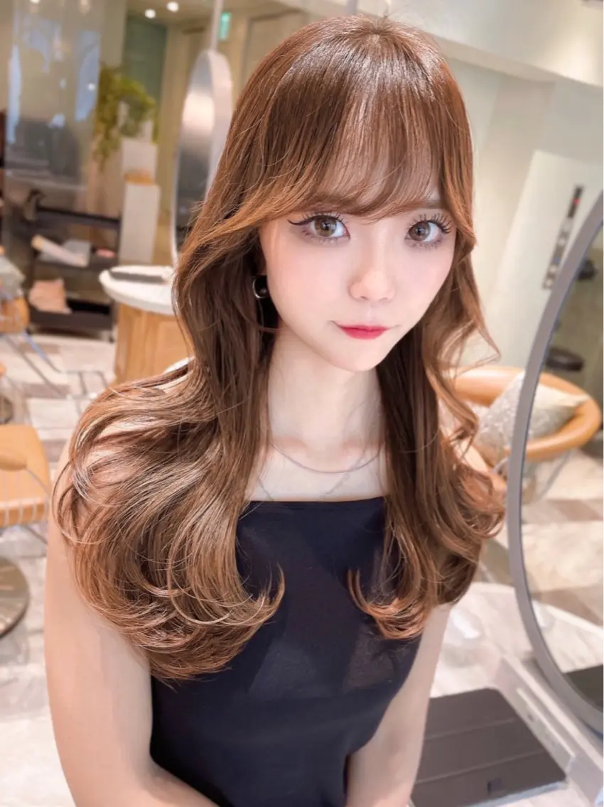 ミディアム カラー ベージュカラー 黒髪 ブリーチ ブルーカラー ブルーブラック カット ヘアカラー トリートメント 木屋元一/透明感 /前髪/レイヤーのヘアスタイル