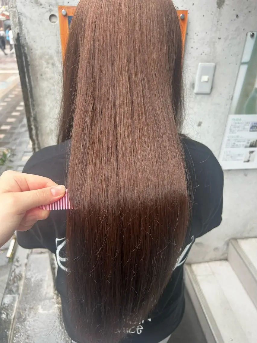 ロング カラー トリートメント eMu_ rimiのヘアスタイル