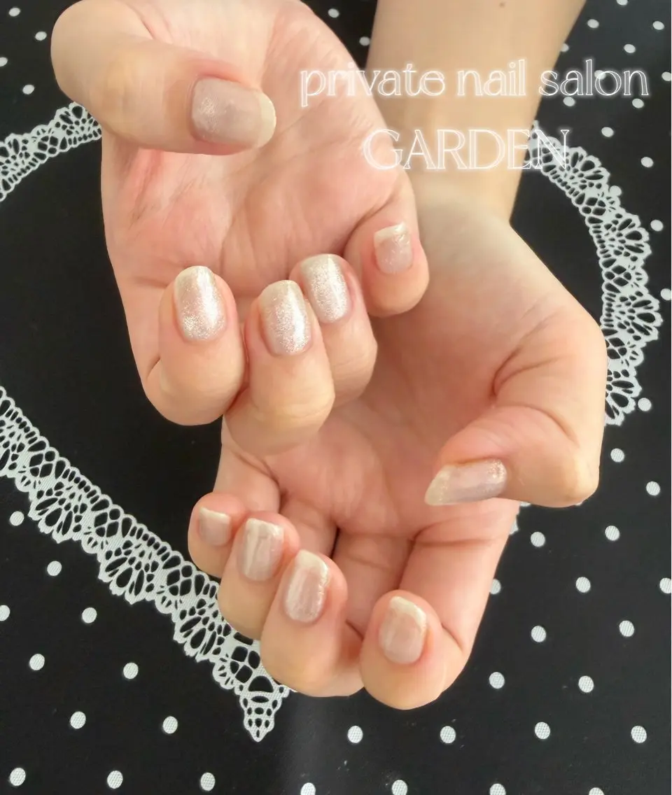 ネイル マグネットネイル ミラーネイル nail salon GARDENのネイルデザイン