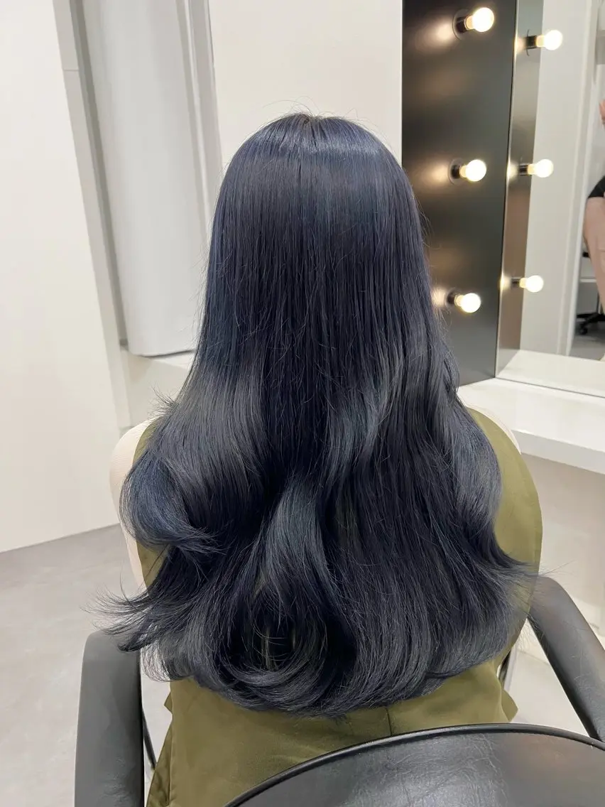 カラー ブリーチ ヘアカラー しゅういち/赤み消し カラー特化のヘアスタイル