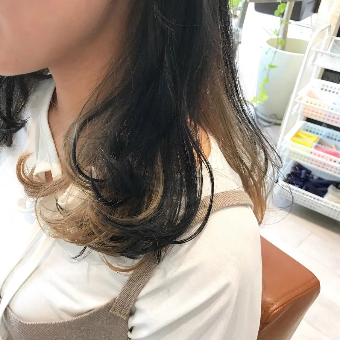 セミロング カラー インナーカラー メンズ指名多数!! 田島史也のヘアスタイル