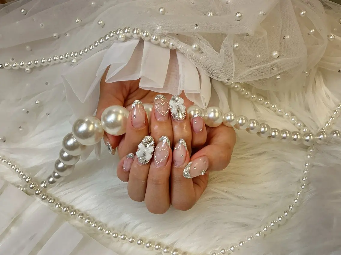 ネイル フレンチネイル ジェルネイル ガラスフレンチ マグネットネイル マグネットフレンチ Queeens nailのネイルデザイン