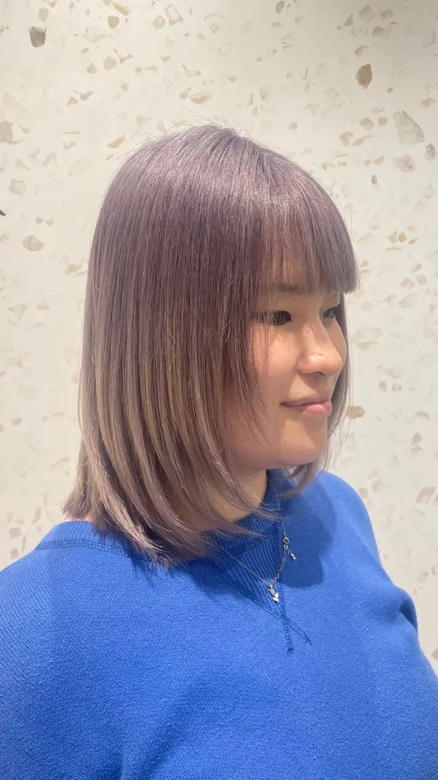 ミディアム 顔周りカット レイヤーカット 小顔カット 上原 彩乃のヘアスタイル
