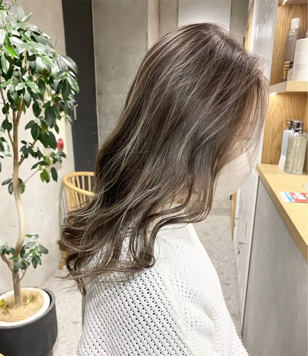 カラー ヘアカラー ️🩵LUFE ayano️🩵のヘアスタイル