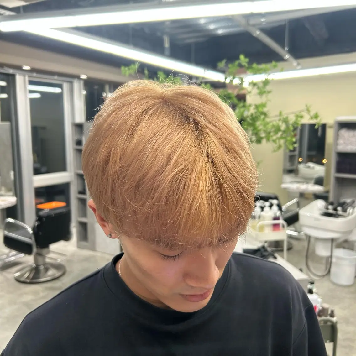 カラー メンズ ESQUISSE リコのヘアスタイル